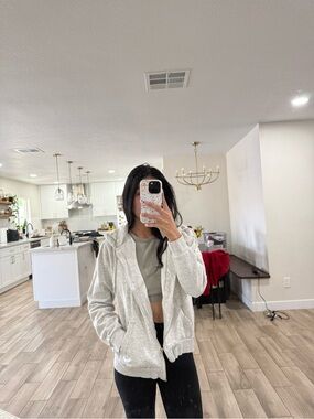 Light Gray Women’s Zip Hoodie Jacket - Unbranded